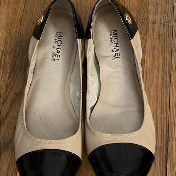 Michael Kors Ballet Flats - Picture 2 of 4